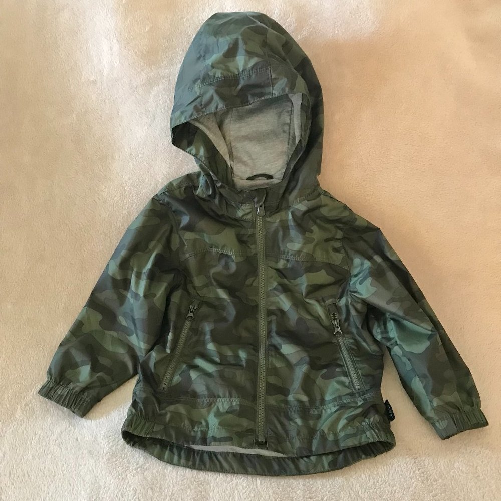 GAP SIZE TODDLER 2T Zippered Lightweight Hooded Jacket in color Camouflage